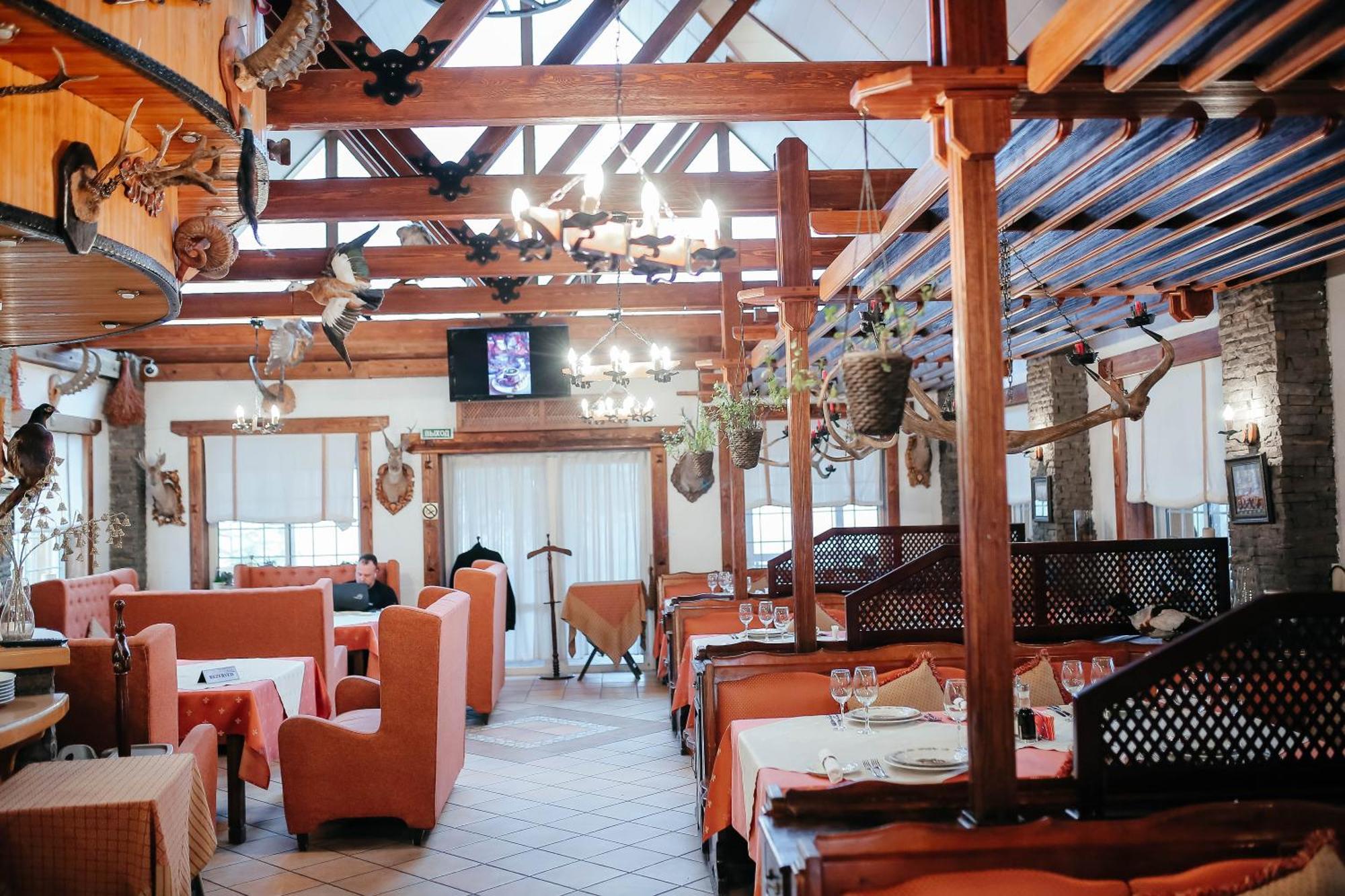 Тау-House Hotel Kok-Shoky Ngoại thất bức ảnh