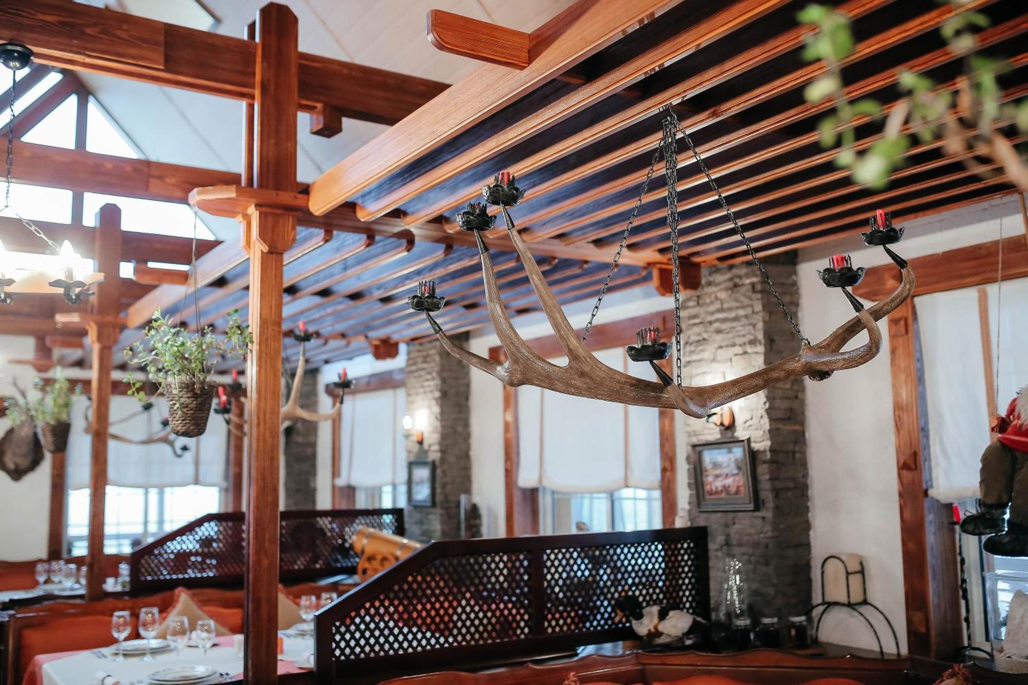 Тау-House Hotel Kok-Shoky Ngoại thất bức ảnh