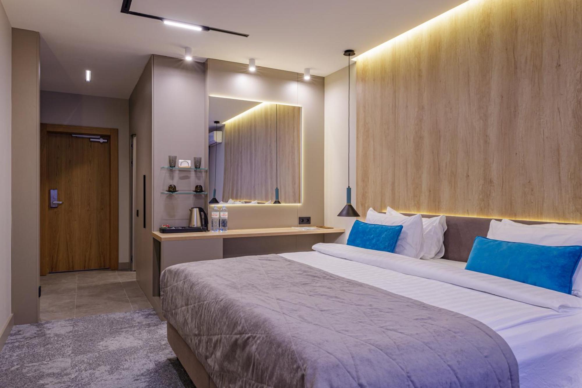 Тау-House Hotel Kok-Shoky Ngoại thất bức ảnh